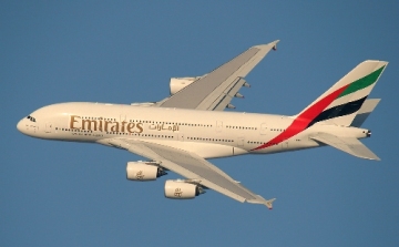Jön az Emirates