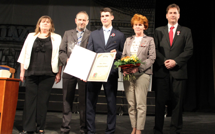 Béres Bence Környe tizenhatodik díszpolgára