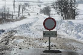 Nem lehet közlekedni az M1-es autópályán, de a bajba jutottakat kimentik 