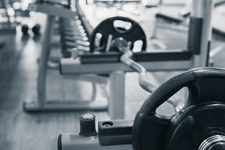 Súlyzós erőgépek, melyek egyetlen fitness teremből sem hiányozhatnak