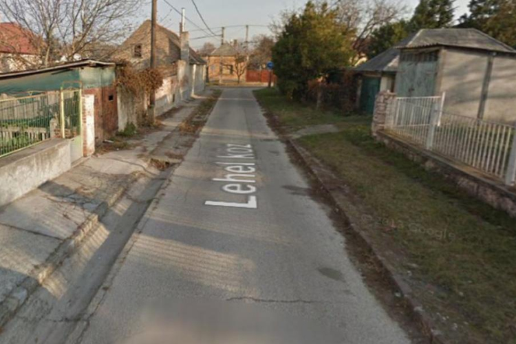 Vezetés közben lett rosszul, meghalt a villanyoszlopnak csapódó idős sofőr