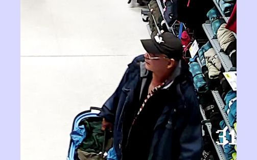 Sportruházatot lopott