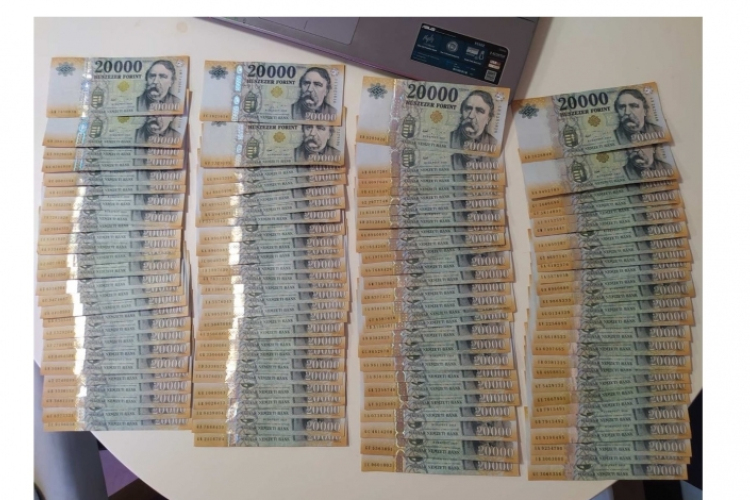 Több millió forintot zsákmányolt egy besurranó