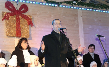 Advent: kinyílt az első ablak