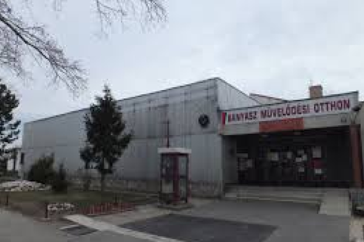 Díjtalan játszóházi program