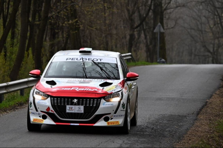 Dobogóval mutatkoztak be Vogel Adriék a magyar márkakupában
