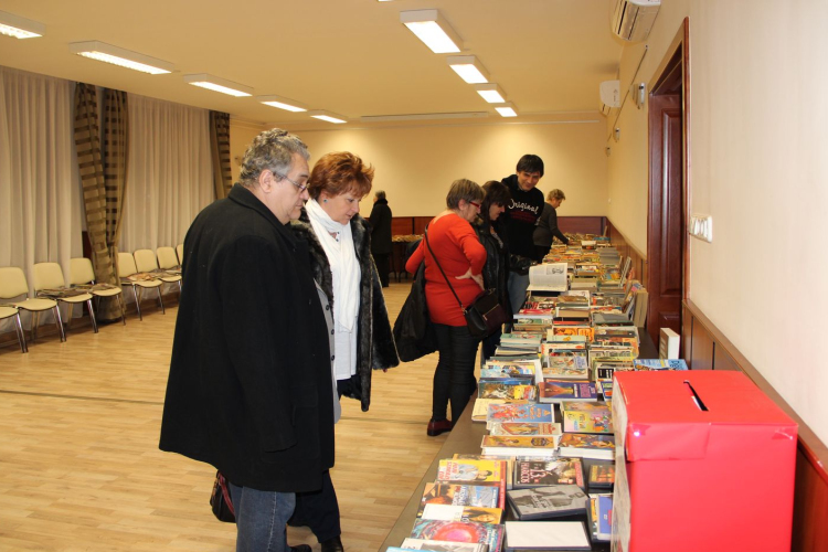 Szabad a Téka! – másodszor hoztak, vittek, adakoztak