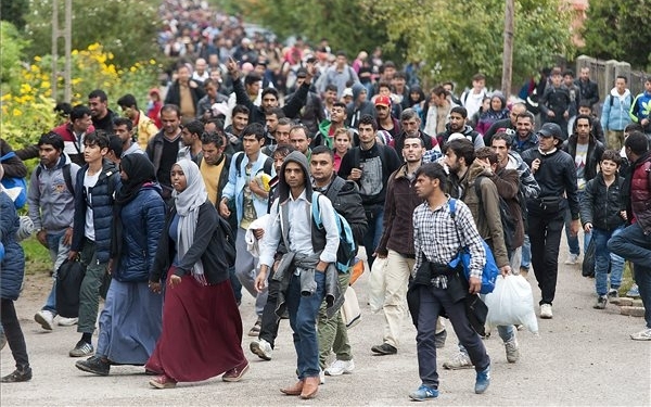 Továbbra is erős az EU-ra nehezedő migrációs nyomás 