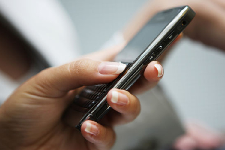 Csalók sms-eznek a NAV nevében