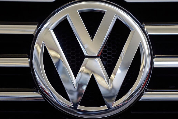 Dízelbotrány - Kisbefektetők veszik a Volkswagen-részvényeket