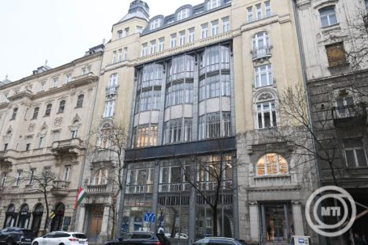 Átadták a HUN-REN új székházát